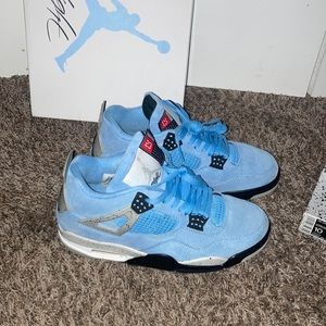 Jordan 4s